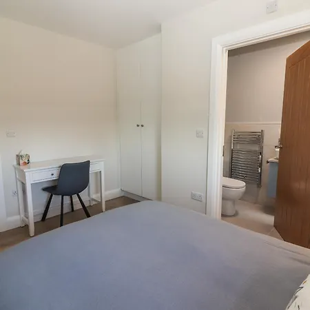 Дом отдыха The Boathouse *