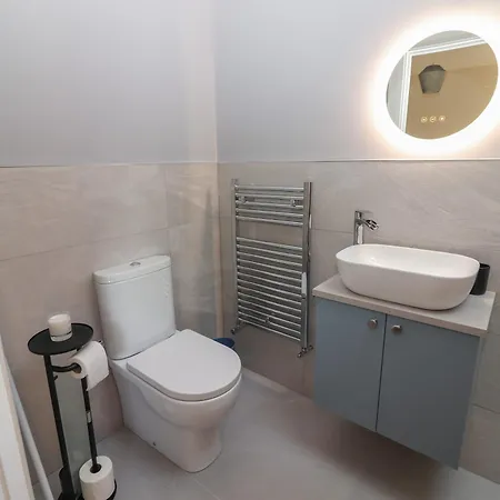 The Boathouse بيت للعطل كيلكي